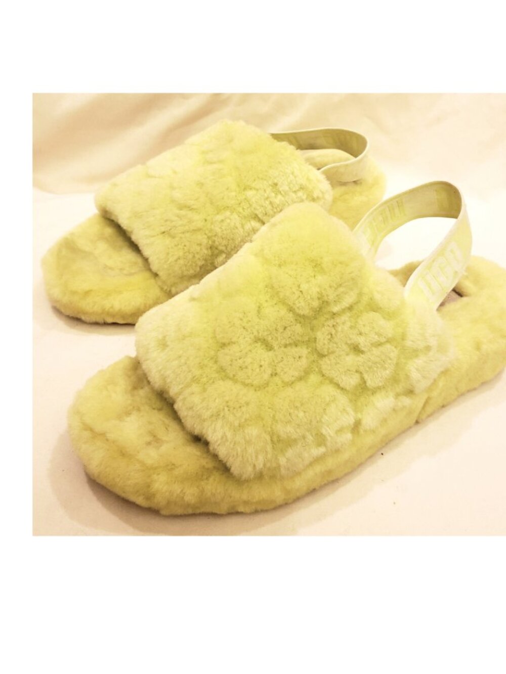 UGG Slippers Fluff Yeah Slide Lamb Fur Throughout Size- 9 Pollen